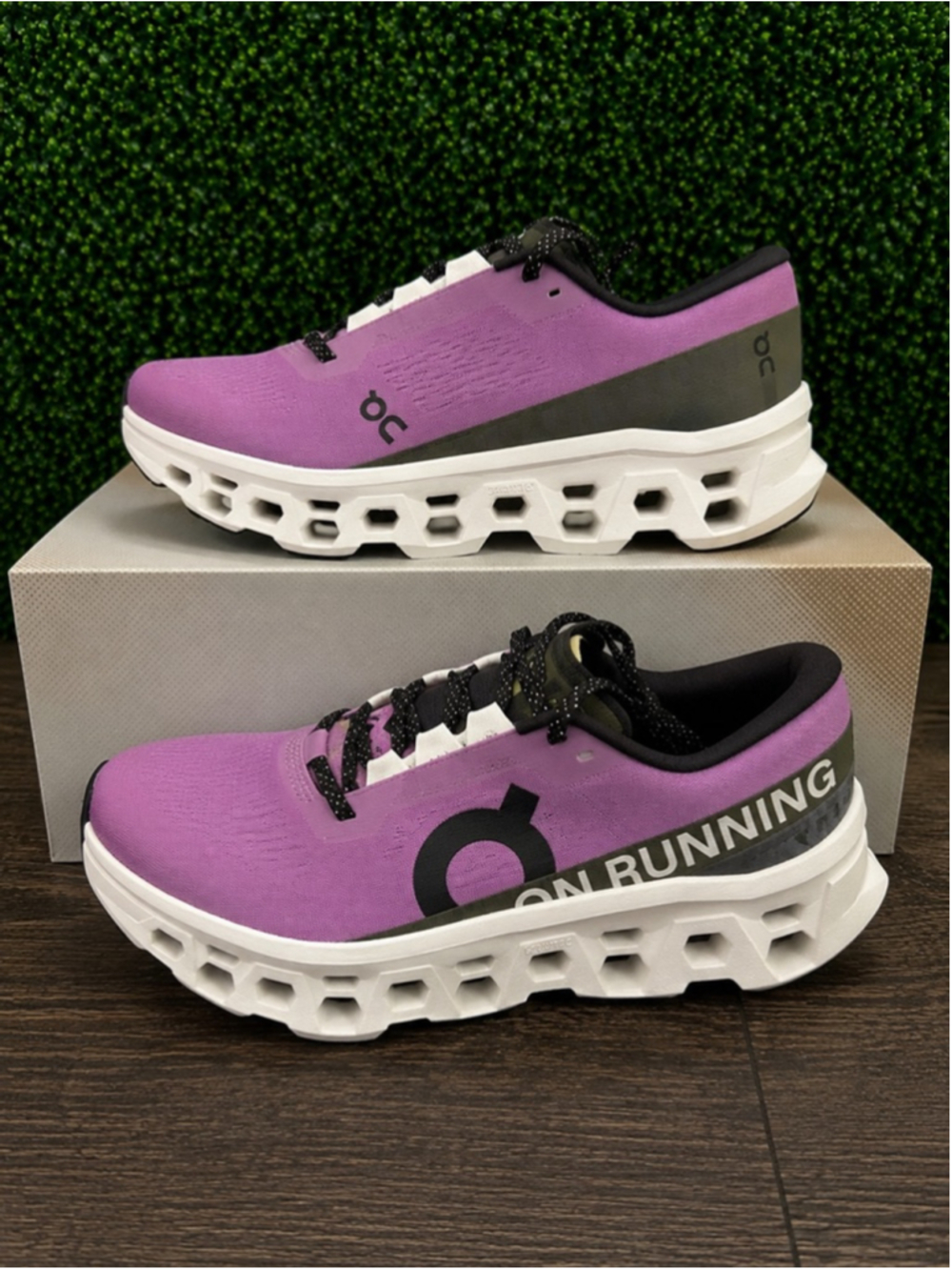 Women's On Running Cloudmonster 3 Sakura Ivory Athletic Shoes Size 9.5